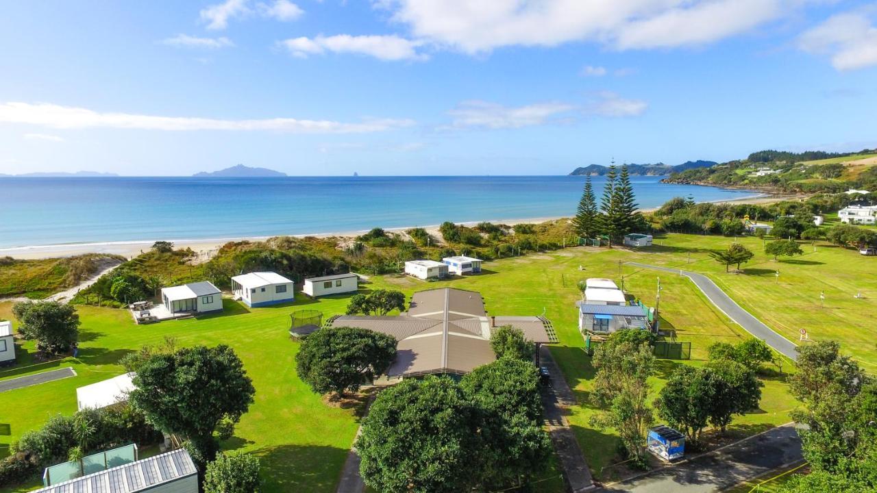 Отель Camp Waipu Cove Экстерьер фото