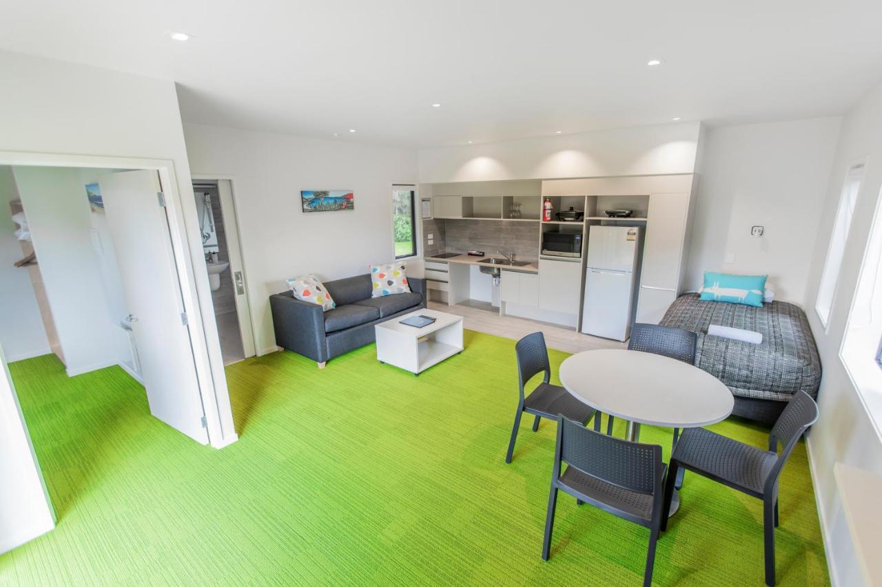 Отель Camp Waipu Cove Экстерьер фото