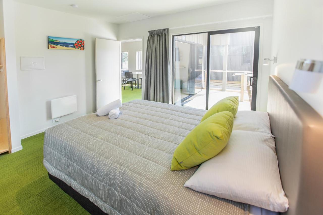 Отель Camp Waipu Cove Экстерьер фото