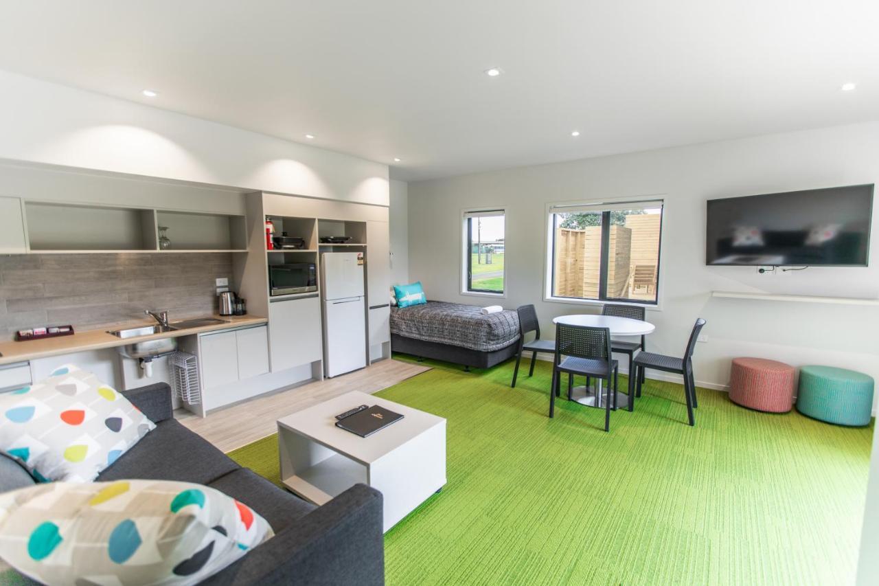 Отель Camp Waipu Cove Экстерьер фото
