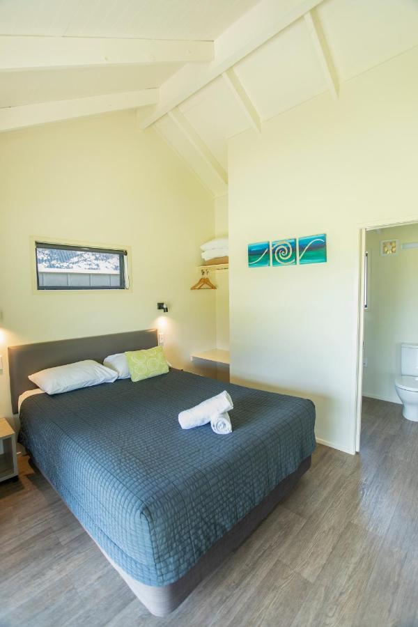 Отель Camp Waipu Cove Экстерьер фото
