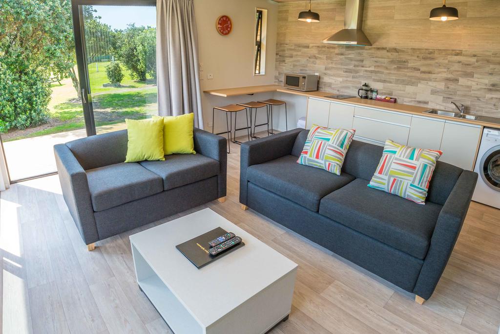 Отель Camp Waipu Cove Экстерьер фото