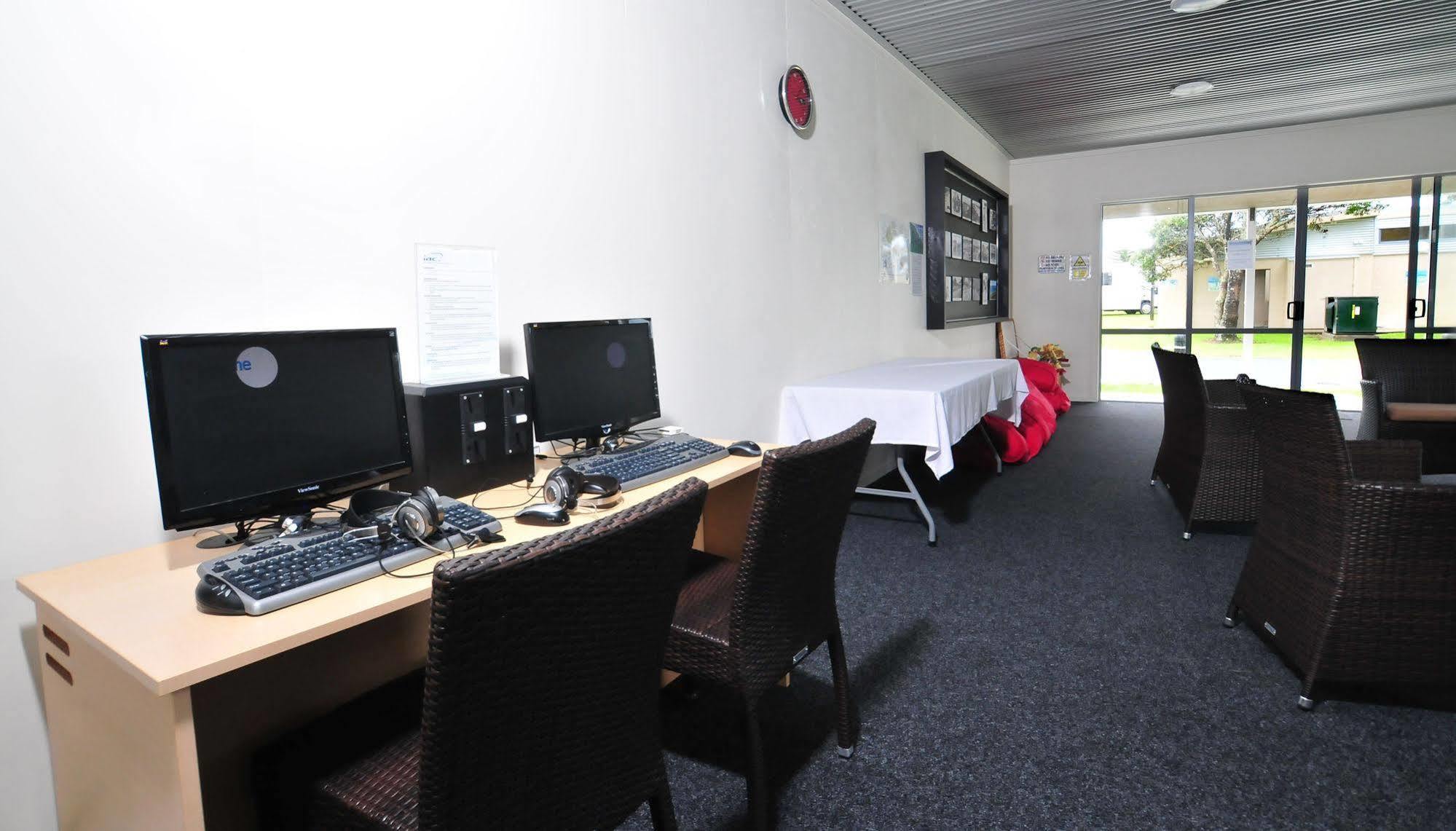 Отель Camp Waipu Cove Экстерьер фото