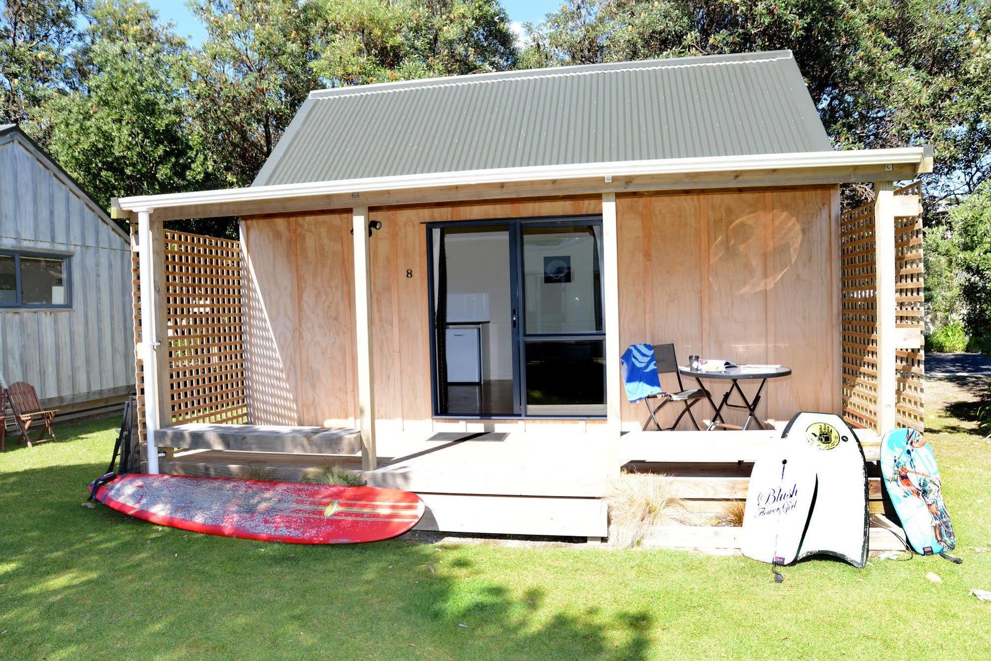 Отель Camp Waipu Cove Экстерьер фото