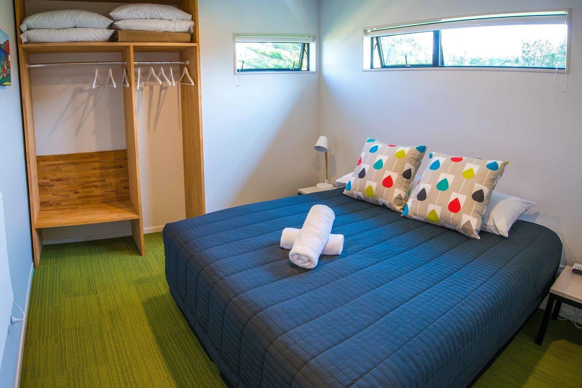 Отель Camp Waipu Cove Экстерьер фото